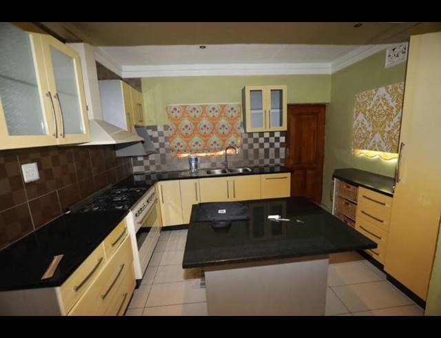 3 BEDROOM HOUSE FOR SALE IN FARNINGHAM RIDGE